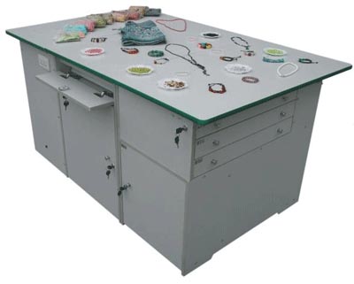 繡線、繡針、花繃、紗剪、繡布、水 繡線、繡針、花繃、紗剪、繡布、水